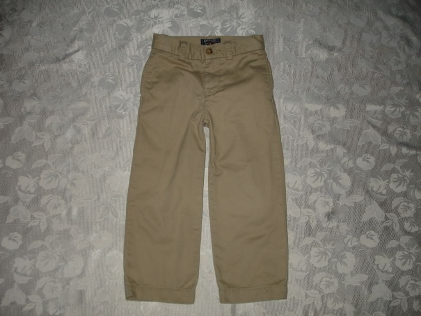 Here we have a nice pair of boys American Living khaki pants. They 