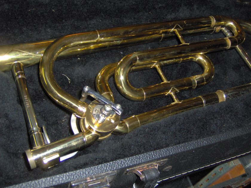 KING TROMBONE & CASE L@@K Good Used F trigger 607 607f smooth player 