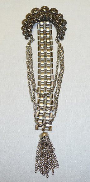 Vintage Silver Tone Long Dangle Chain Tassel Pendant Brooch Pin  