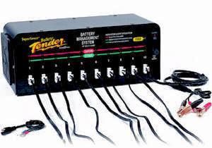 BATTERY TENDER CHARGER 12 VOLT 2 AMP 10 BANK NEW  